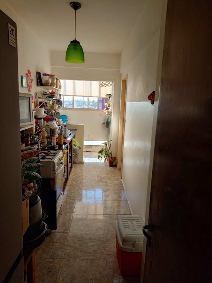 DEPARTAMENTO EN VENTA DE 4 AMBIENTES EN VILLA CELINA.