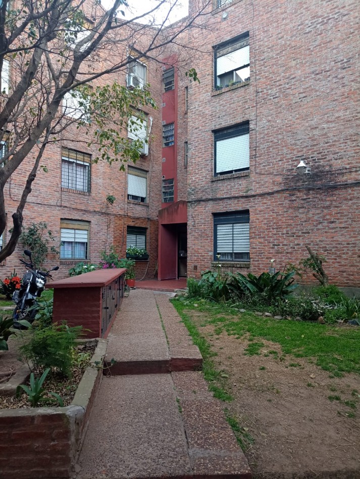 Departamento En Venta De 3 Ambientes B° Isabel La Catolica - Ciudad Evita