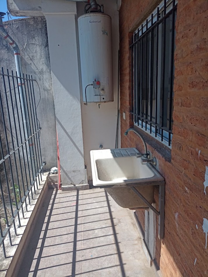 ALQUILER DEPARTAMENTO DE 3 AMBIENTES. SAN JUSTO