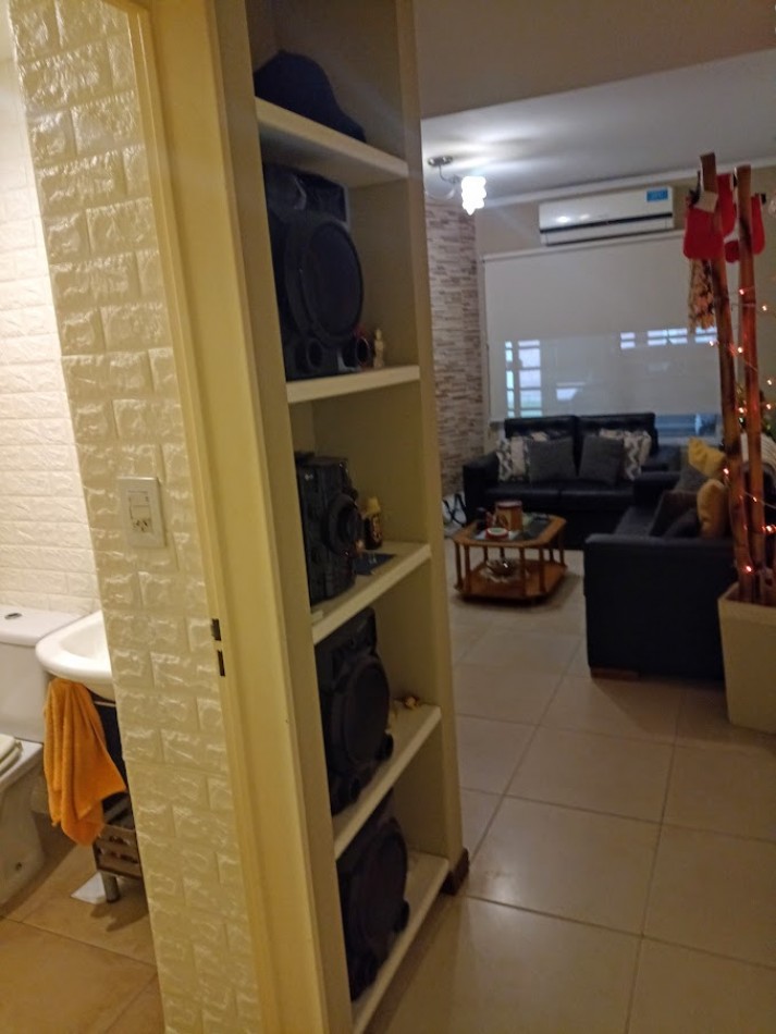 Triplex En Venta 5 Ambientes En Ciudad Evita