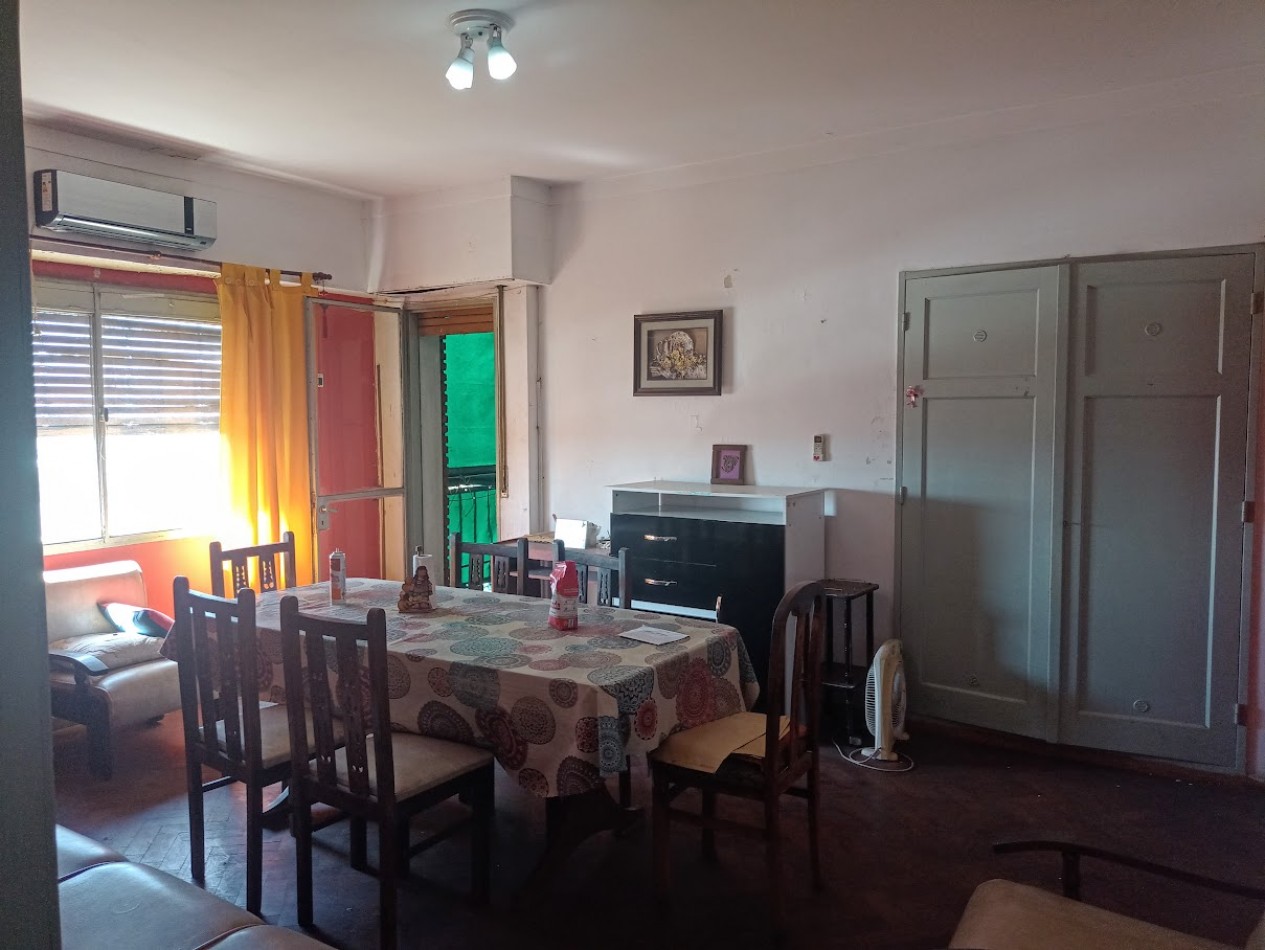 DEPARTAMENTO EN VENTA DE 4 AMBIENTES EN VILLA CELINA.