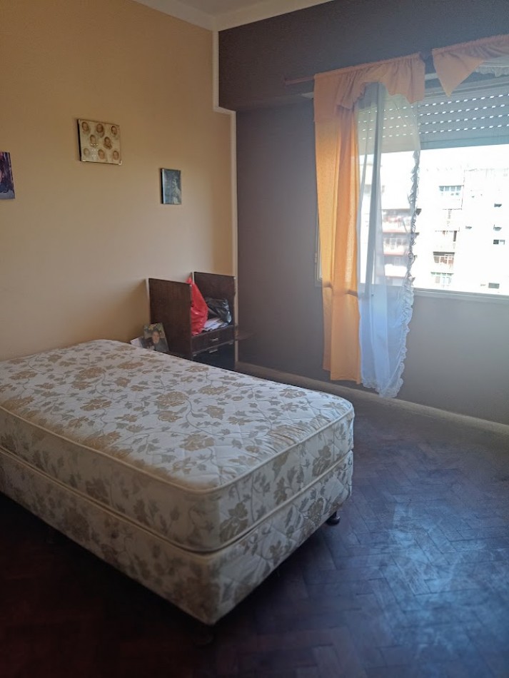 DEPARTAMENTO EN VENTA DE 4 AMBIENTES EN VILLA CELINA.