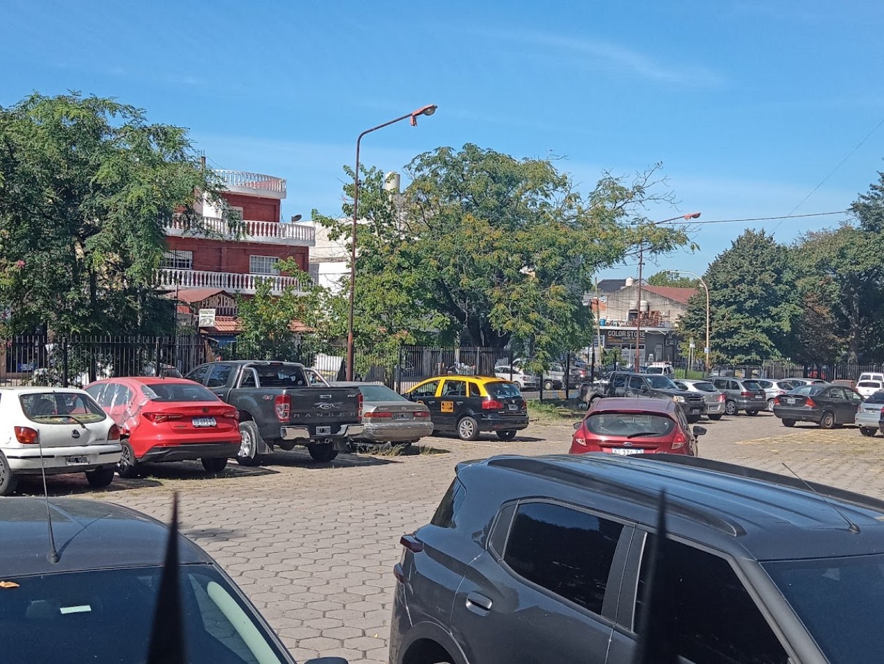 DEPARTAMENTO EN VENTA DE 4 AMBIENTES EN VILLA CELINA.