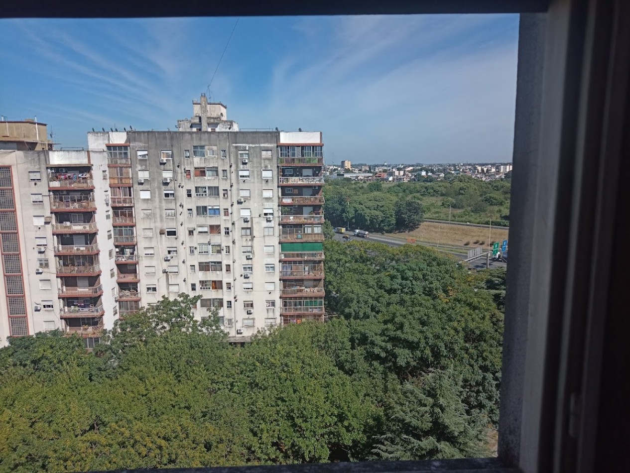 DEPARTAMENTO EN VENTA DE 4 AMBIENTES EN VILLA CELINA.