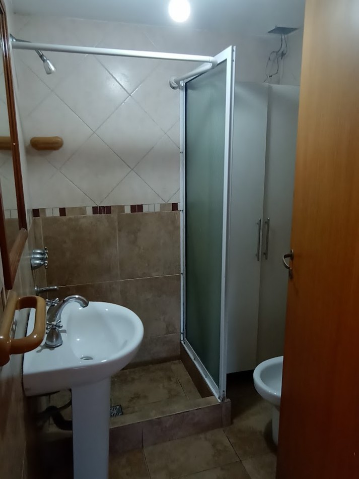 DEPARTAMENTO DE 2 AMBIENTES EN ALQUILER EN CIUDAD EVITA.