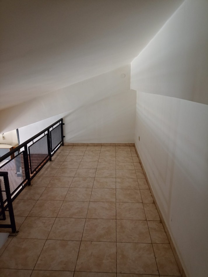 DEPARTAMENTO DE 2 AMBIENTES EN ALQUILER EN CIUDAD EVITA.