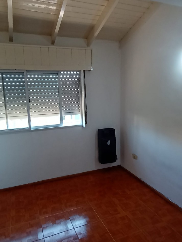 DEPARTAMENTO DE 2 AMBIENTES EN ALQUILER EN CIUDAD EVITA.