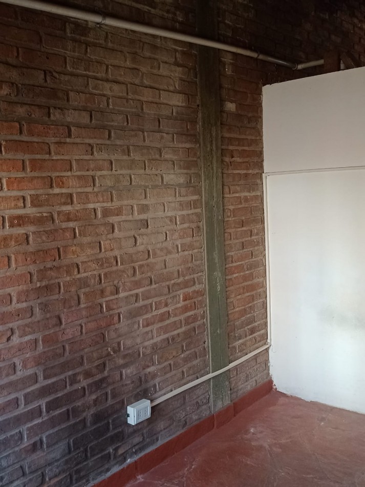 DEPARTAMENTO DE 2 AMBIENTES EN ALQUILER EN CIUDAD EVITA-EXCELENTE UBICACION