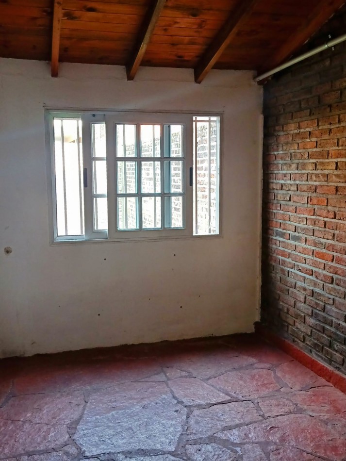 DEPARTAMENTO DE 2 AMBIENTES EN ALQUILER EN CIUDAD EVITA-EXCELENTE UBICACION