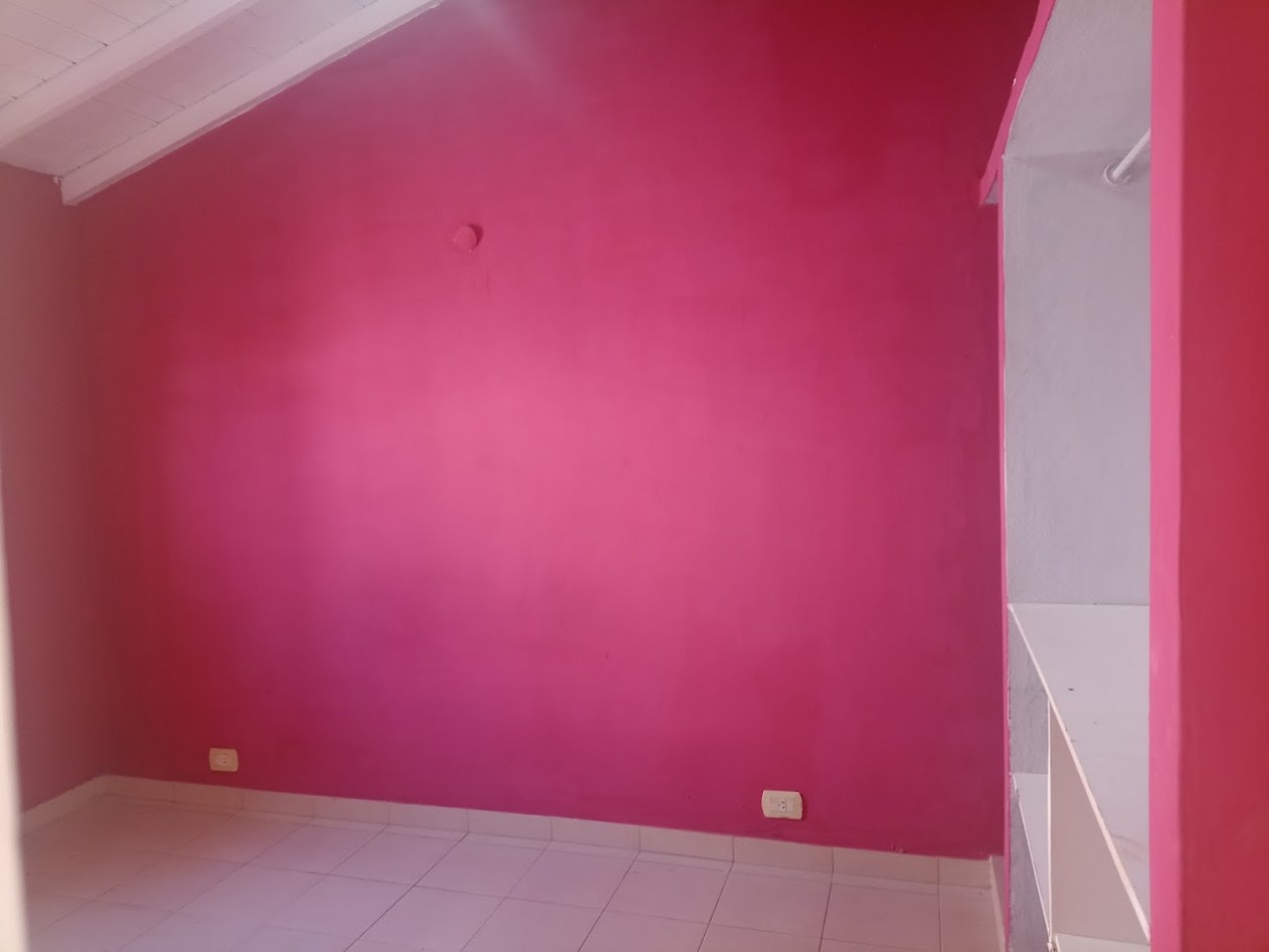 CHALET DE 3 AMBIENTES EN ALQUILER - CIUDAD EVITA