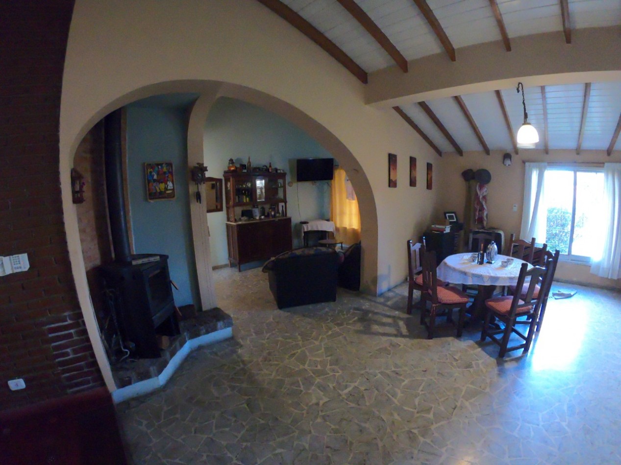 CHALET EN VENTA DE 5 AMBIENTES CIRC. 1ra. SECC.1ra  - CIUDAD EVITA