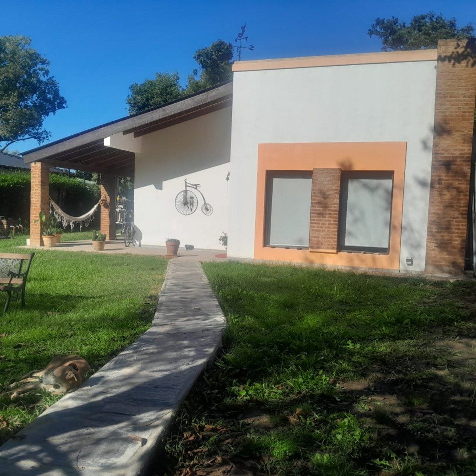 Casa Quinta de 3 Ambientes en Venta. Villa Adriana. Cañuelas.
