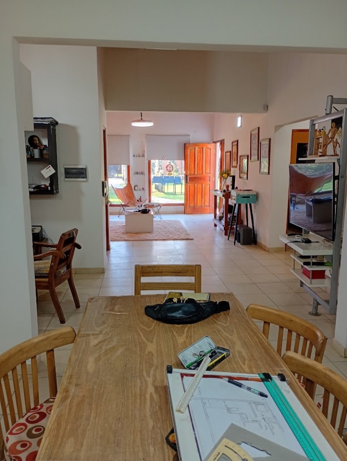 Casa Quinta de 3 Ambientes en Venta. Villa Adriana. Cañuelas.