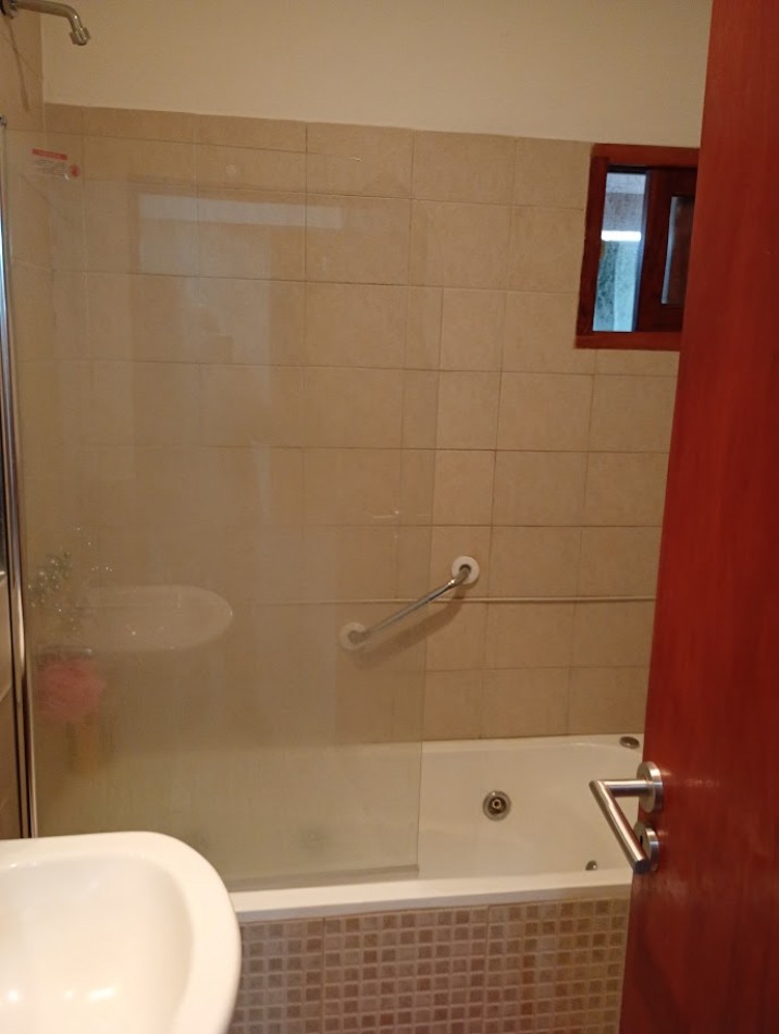 Casa Quinta de 3 Ambientes en Venta. Villa Adriana. Cañuelas.