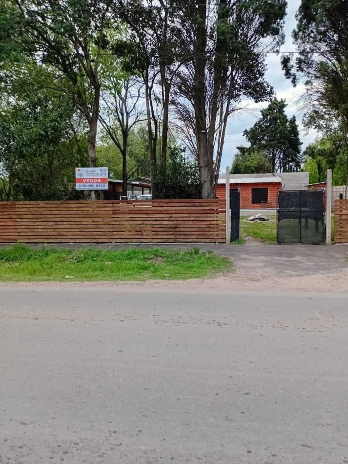 CASA A TERMINAR DE  3 AMBIENTES EN VENTA, PONTEVEDRA