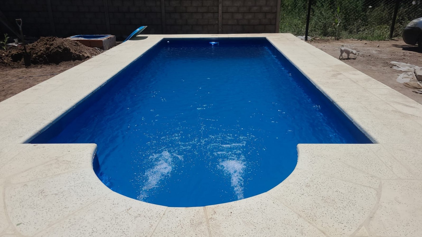 CASA A TERMINAR DE  3 AMBIENTES EN VENTA, PONTEVEDRA