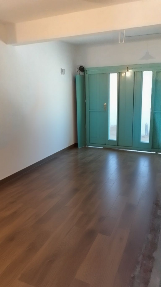 VENTA CASA 5 AMBIENTES EN CIUDAD EVITA