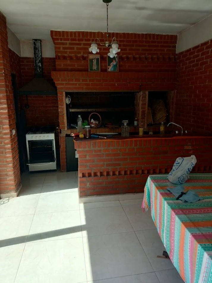 Chalet en Alquiler 4 Ambientes - Canning Centro