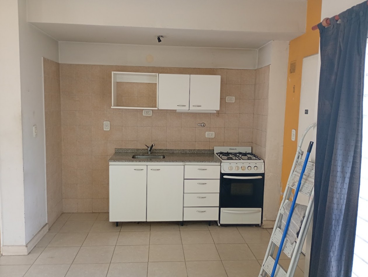 Duplex de 3 Ambientes en Alquiler. Ciudad Evita B°. Procrear