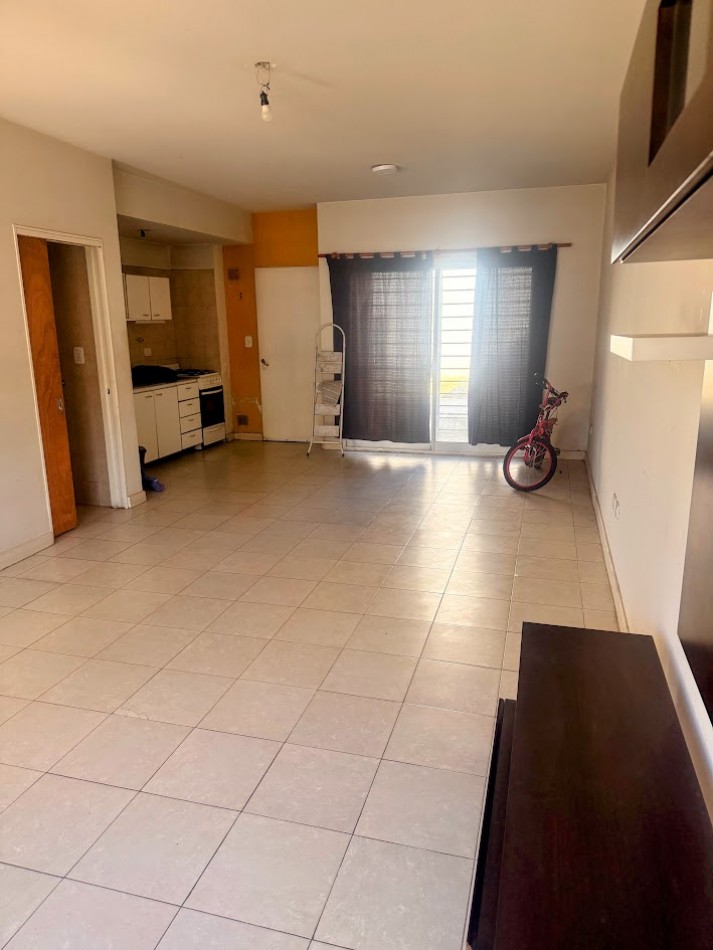 Duplex de 3 Ambientes en Alquiler. Ciudad Evita B°. Procrear