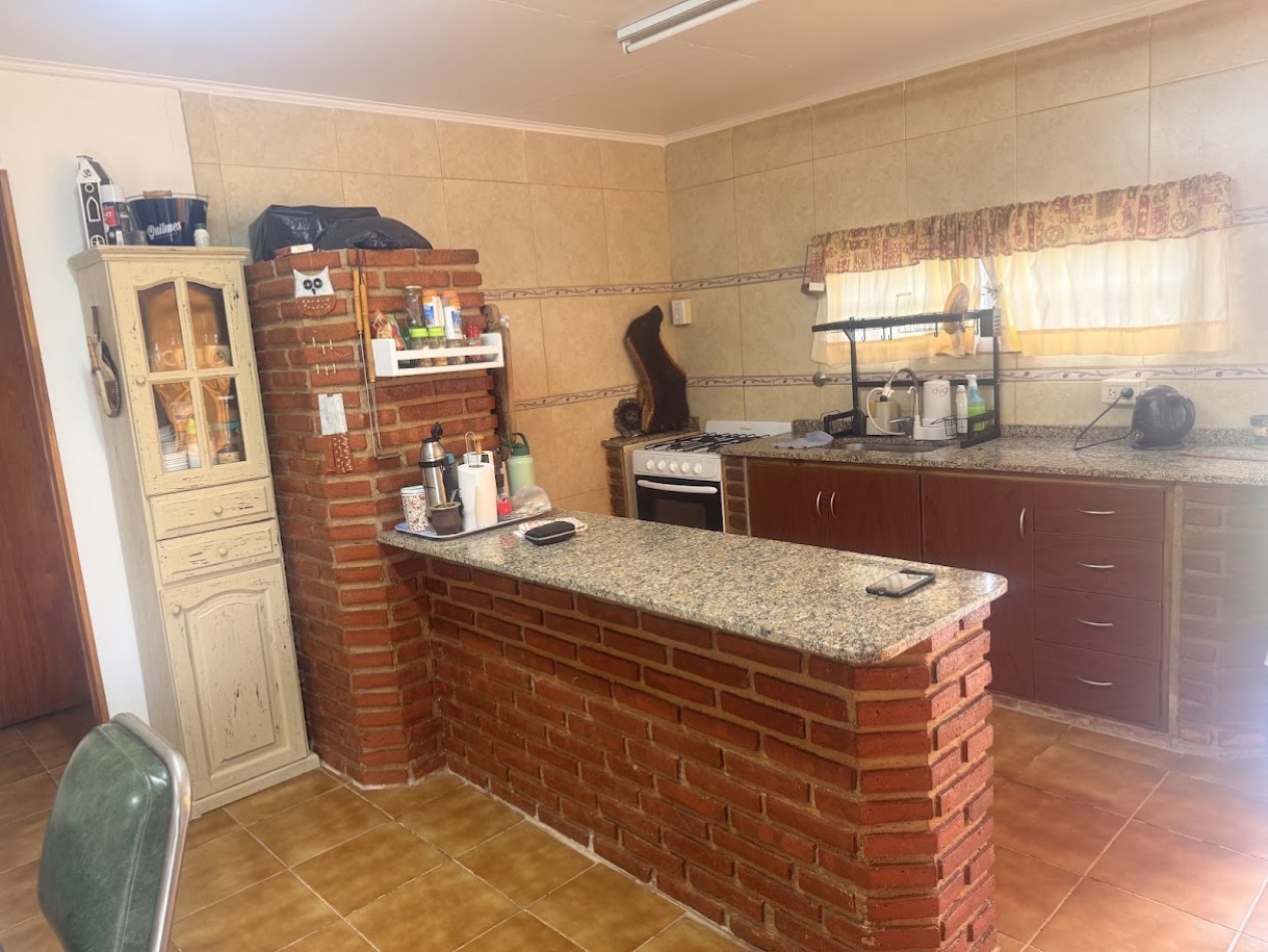CASA DE 3 AMBIENTES EN VENTA EN CHASCOMUS