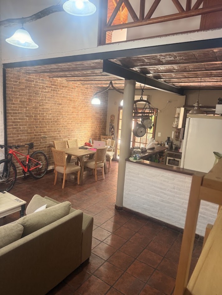  CASA EN VENTA DE 3 AMBIENTES - BARRIO PUERTAS DEL SOL - CIUDAD EVITA.