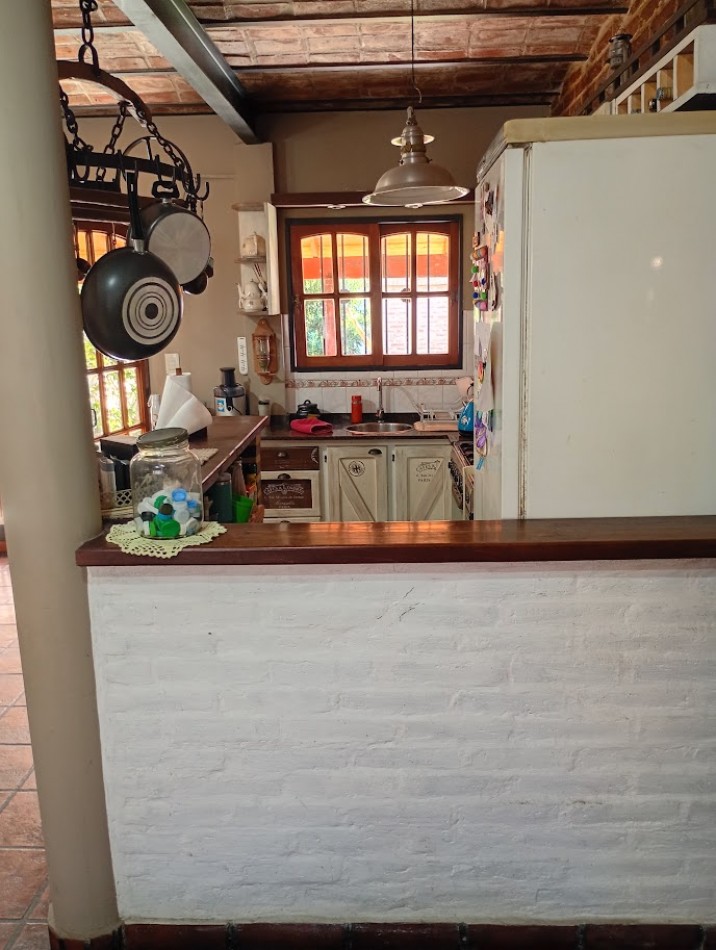  CASA EN VENTA DE 3 AMBIENTES - BARRIO PUERTAS DEL SOL - CIUDAD EVITA.