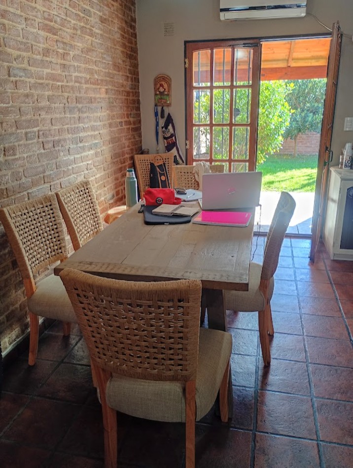  CASA EN VENTA DE 3 AMBIENTES - BARRIO PUERTAS DEL SOL - CIUDAD EVITA.