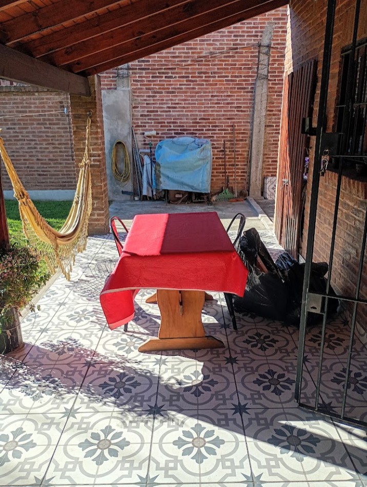  CASA EN VENTA DE 3 AMBIENTES - BARRIO PUERTAS DEL SOL - CIUDAD EVITA.