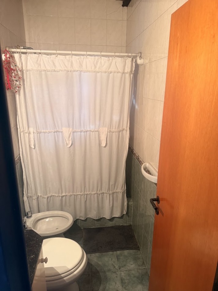  CASA EN VENTA DE 3 AMBIENTES - BARRIO PUERTAS DEL SOL - CIUDAD EVITA.