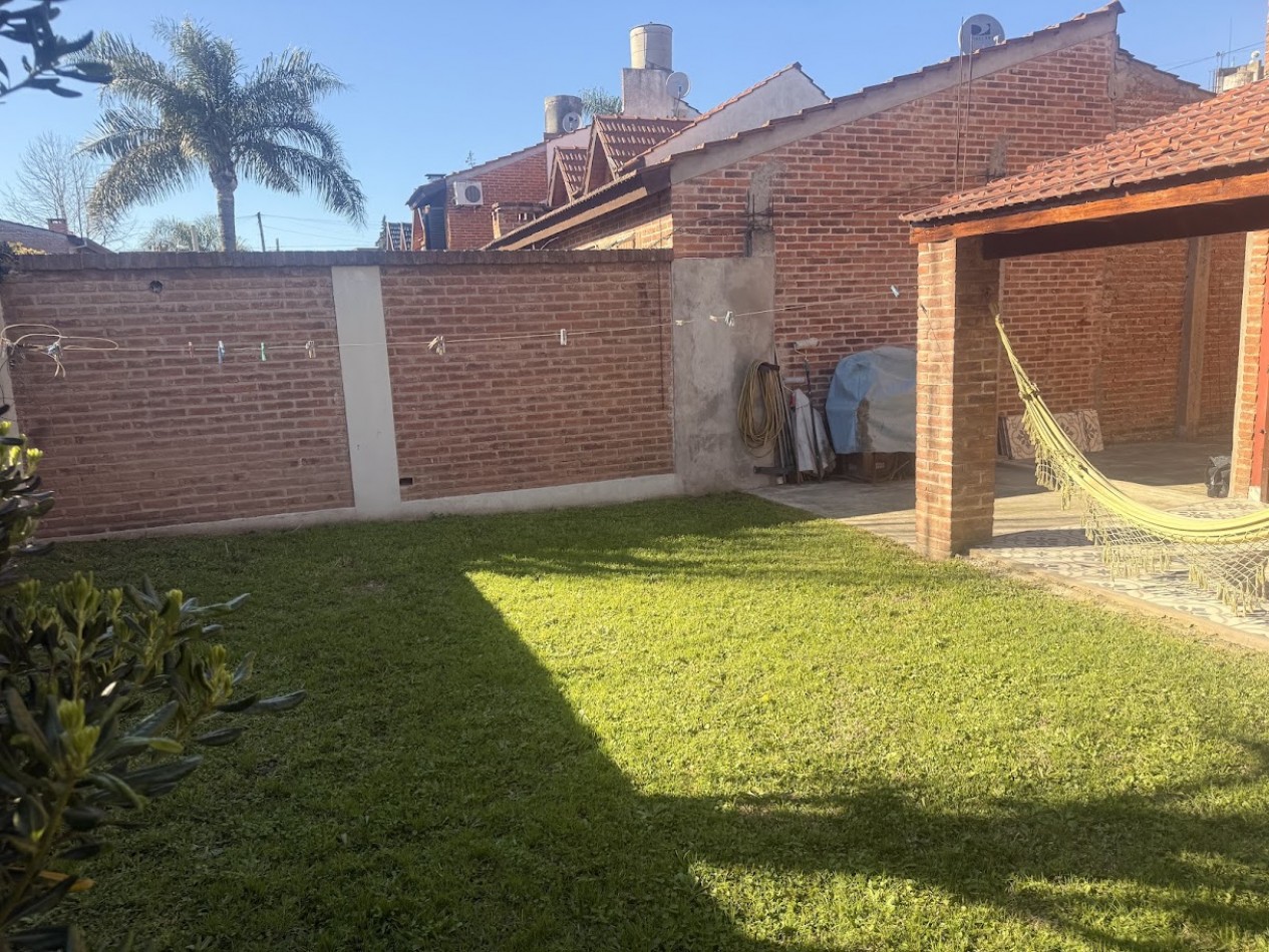  CASA EN VENTA DE 3 AMBIENTES - BARRIO PUERTAS DEL SOL - CIUDAD EVITA.