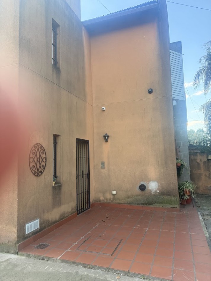  Casa 3 Ambientes en Barrio COTEVI IV, Ciudad Evita