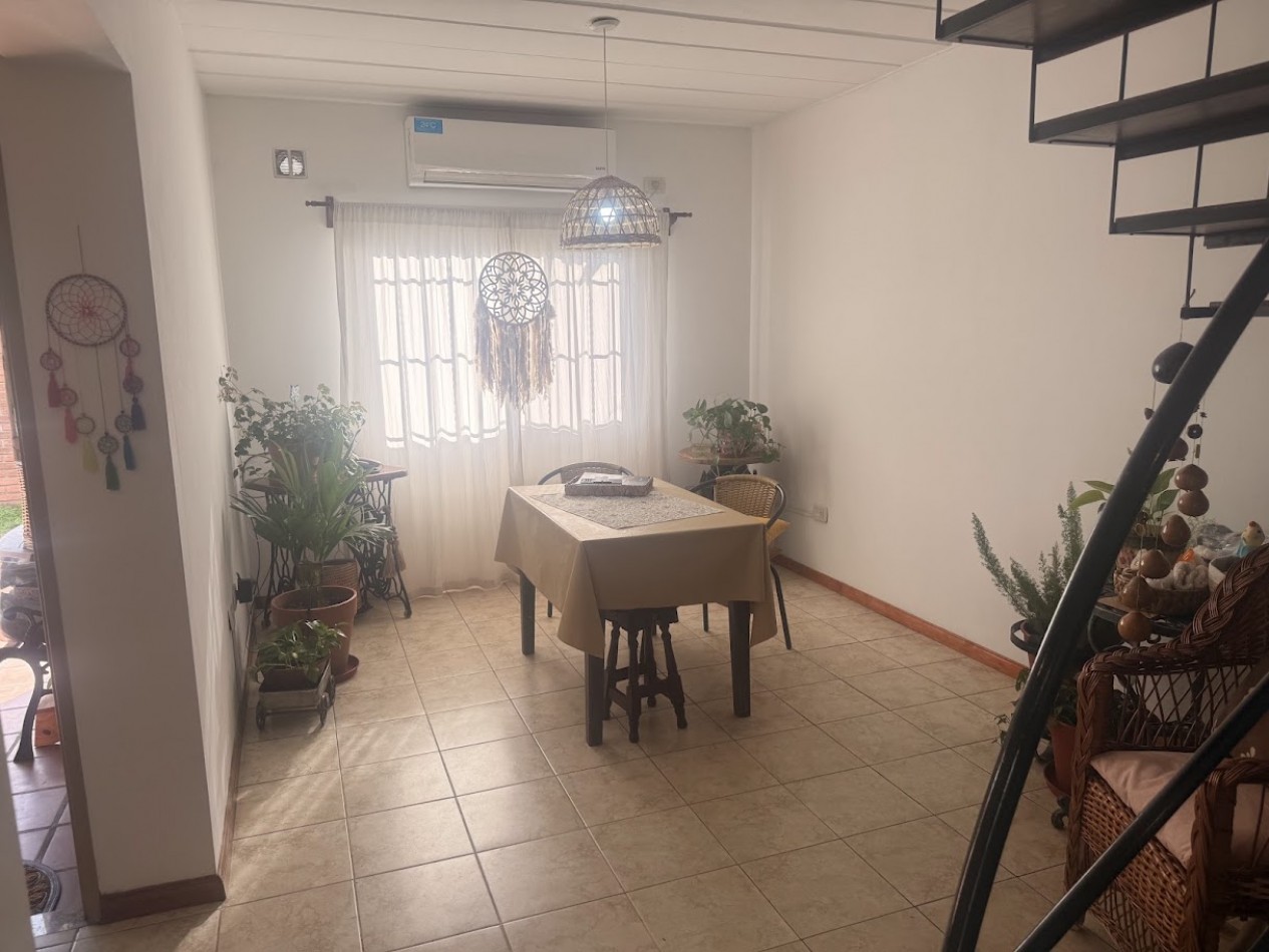  Casa 3 Ambientes en Barrio COTEVI IV, Ciudad Evita