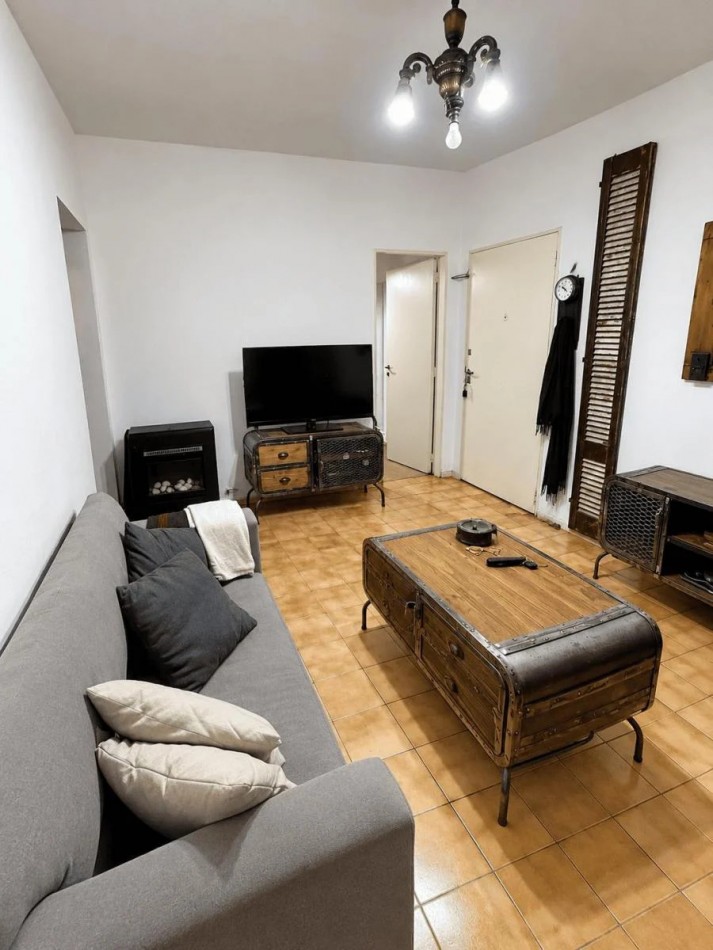 Departamento de 3 Ambientes en Venta. Tapiales