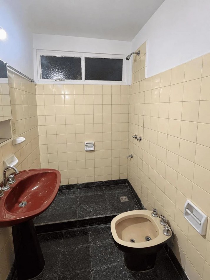 Departamento de 3 Ambientes en Venta. Tapiales