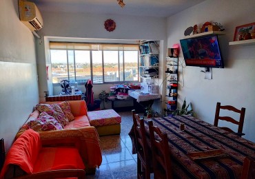 DEPARTAMENTO EN VENTA DE 4 AMBIENTES EN VILLA CELINA.