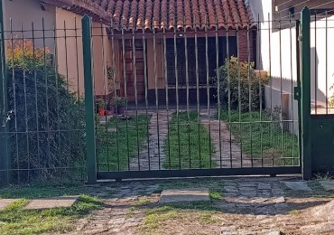 CASA EN VENTA 5 AMBIENTES EN CIRC. 3° SECC. 3 - FRAY GONZALEZ  1100 - CIUDAD EVITA