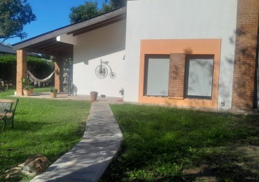 Casa Quinta de 3 Ambientes en Venta. Villa Adriana. Cañuelas.