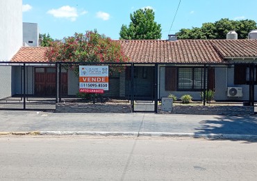 CHALET EN VENTA 5 AMBIENTES EN CIRC. 1° SEC. 3°, CIUDAD EVITA