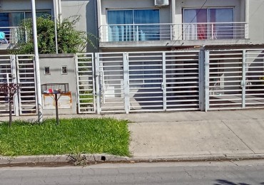 Duplex de 3 Ambientes en Alquiler. Ciudad Evita B°. Procrear
